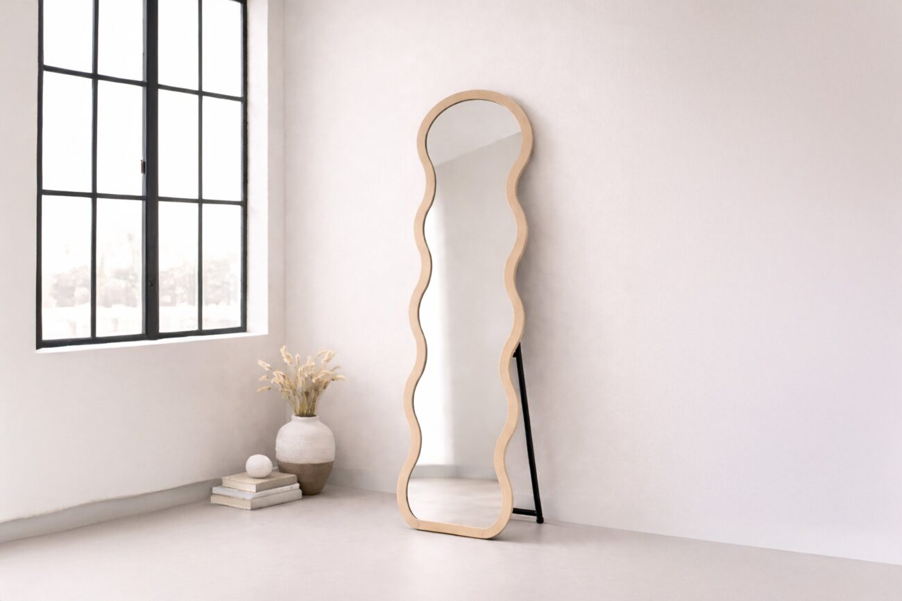 Loui – Grand miroir – Beige, Transparent – 1,5 x 158 x 49 cm