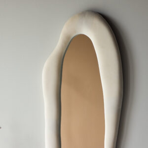 Louiseville – Grand miroir – Beige, Argenté – 8 x 185 x 66 cm