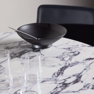 Tekla – Table à manger ronde – Naturel, Gris clair – ⌀120 cm