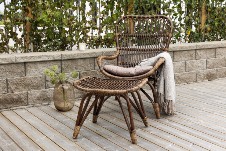 Ella – Fauteuil lounge – Noyer foncé – 76 x 98 x 65 cm