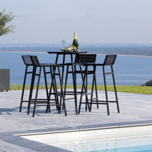 Mexico – Bar Set – Noir – Chaise : 43 x 44 x 91 Table : 65 x 95 cm