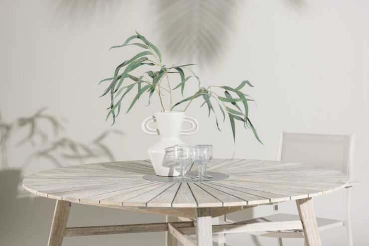 Rives – Table à manger ronde – Blanchi, Gris – ⌀150 cm