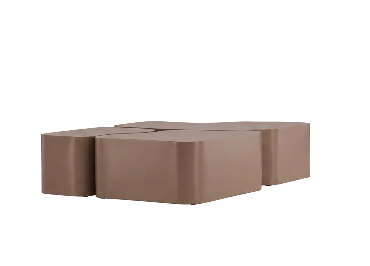 Tables basses modulaires taupe au design organique, vue de trois quarts