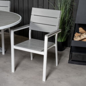 Parma, Levels – Ensemble repas – Gris – Table : ⌀140 Chaise : 59 x 89 x 57 cm