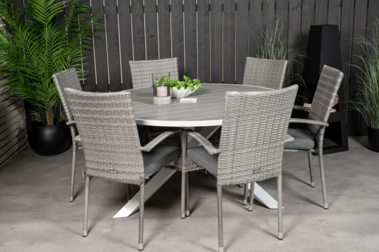 Parma, Anna – Ensemble repas – Gris – Table : ⌀140 Chaise : 62 x 96 x 55 cm