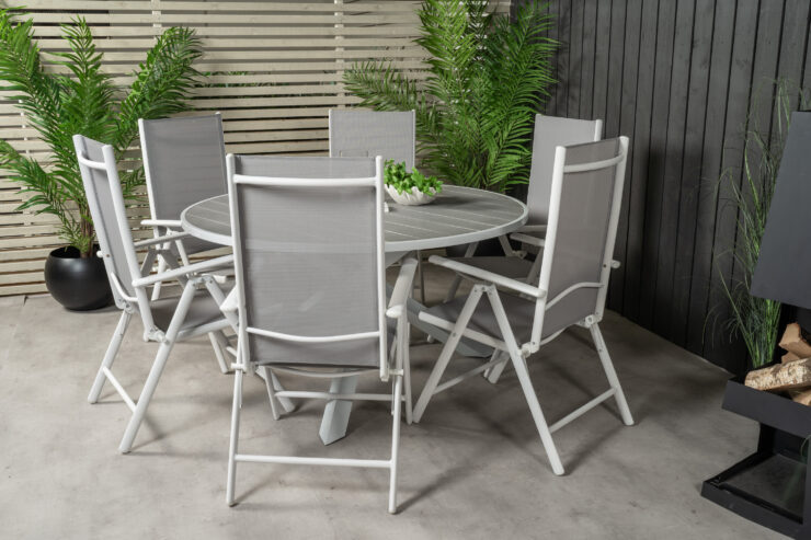 Parma, Break – Ensemble repas – Gris – Table : ⌀140 Chaise : 62 x 107,5 x 55 cm