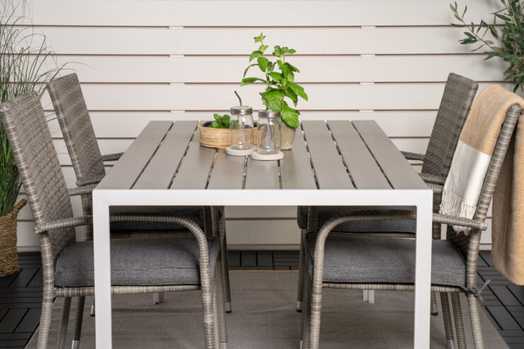 Break, Anna – Ensemble repas – Gris
