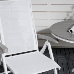 Parma, Albany – Ensemble repas – Blanc – Table : ⌀90 Chaise : 73 x 110 x 59 cm