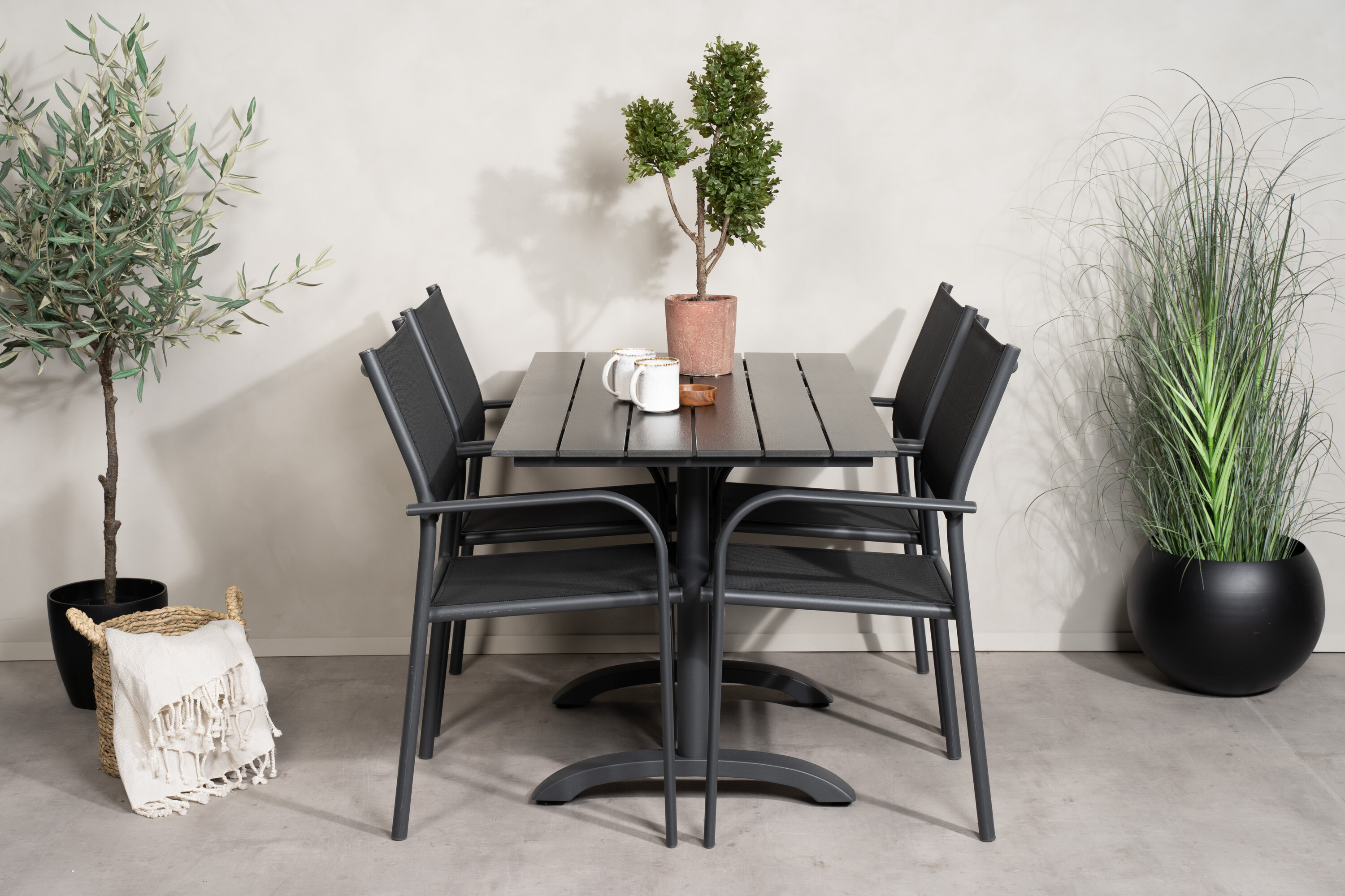 Ensemble repas jardin