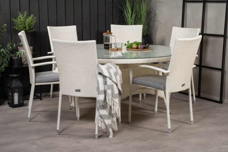 Volta, Anna – Ensemble repas – Blanc – Table : ⌀150 Chaise : 62 x 96 x 55 cm