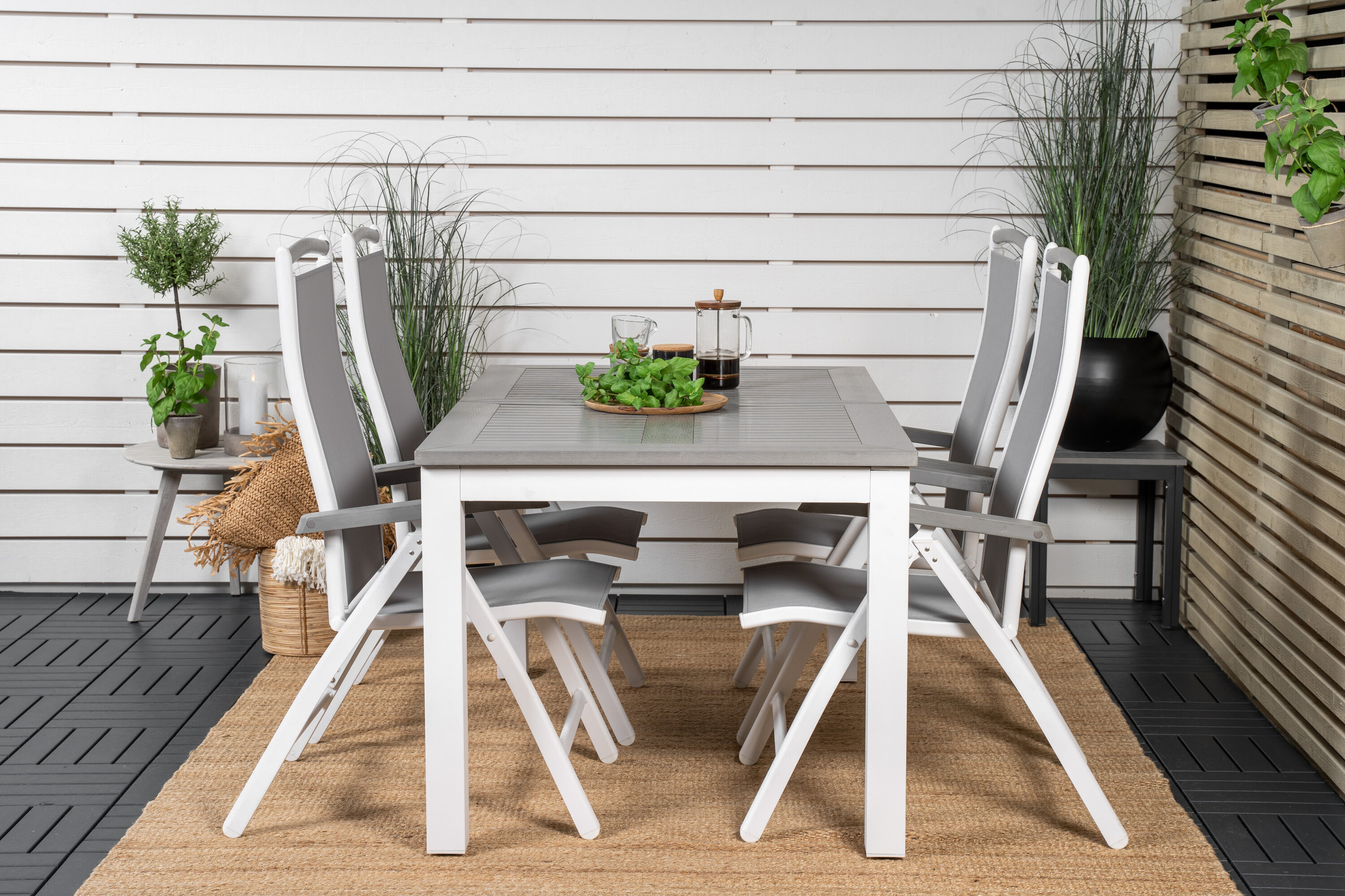 Ensemble repas jardin