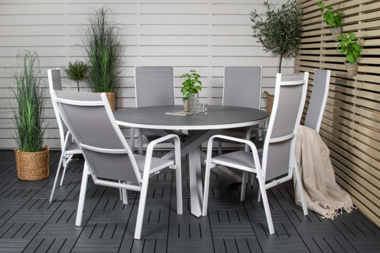 Copacabana, Copacabana – Ensemble repas – Gris – Table : ⌀140 Chaise : 65 x 110 x 56,5 cm