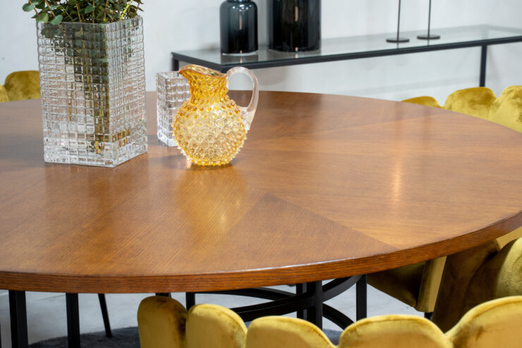 Copenhagen, Limhamn – Ensemble repas rond – Marron – Table : ⌀140 Chaise : 54 x 76,56 x 61 cm