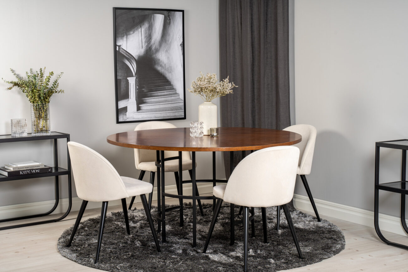 Copenhagen, Velvet – Ensemble repas rond – Marron – Table : ⌀140 Chaise : 57 x 76,5 x 50 cm