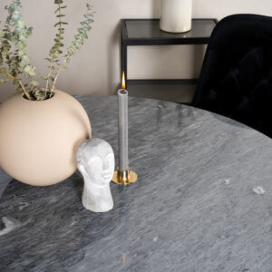 Estelle, Velvet Deluxe – Ensemble repas rond – Gris foncé – Table : ⌀106 Chaise : 66 x 88,5 x 50 cm