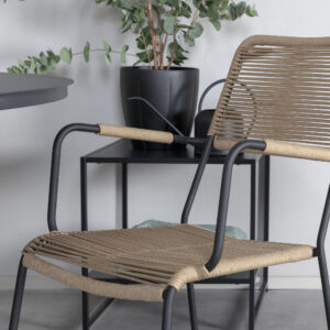 Alma, Lindos – Ensemble repas – Noir – Table : ⌀120 Chaise : 66 x 85 x 55 cm