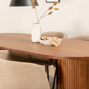 Bianca, Berit – Ensemble repas ovale – Noyer