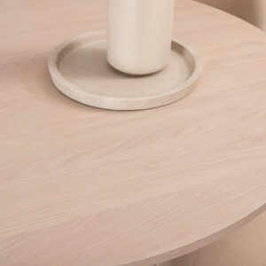 Bianca, Velvet – Ensemble repas rond – Blanchi – Table : ⌀110 Chaise : 57 x 76,5 x 50 cm