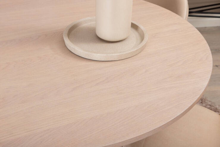 Bianca, Velvet – Ensemble repas rond – Blanchi – Table : ⌀110 Chaise : 57 x 76,5 x 50 cm