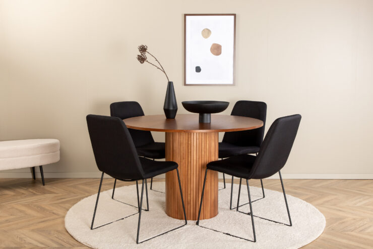 Bianca, Muce – Ensemble repas rond – Noyer – Table : ⌀110 Chaise : 63 x 84 x 43 cm