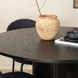 Bianca, Vault – Ensemble repas rond – Noir – Table : ⌀110 Chaise : 61,5 x 80 x 46 cm