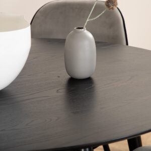 Dipp, Emma – Ensemble repas rond – Noir – Table : ⌀115 Chaise : 57 x 89 x 47 cm
