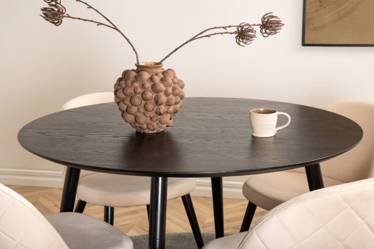Dipp, Velvet – Ensemble repas rond – Noir – Table : ⌀115 Chaise : 57 x 76,5 x 50 cm