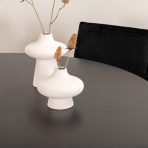 Copenhagen, Petra – Ensemble repas rond – Noir – Table : ⌀140 Chaise : 60 x 87 x 57 cm