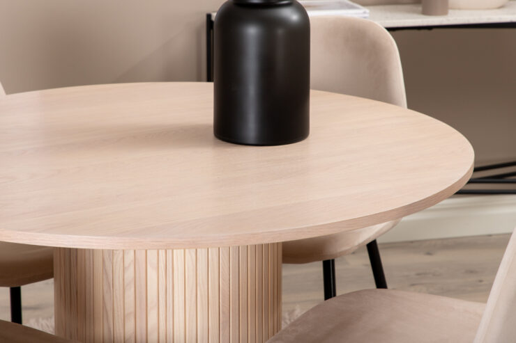 Bianca, Polar – Ensemble repas rond – Blanchi – Table : ⌀110 Chaise : 53,3 x 88 x 42,5 cm