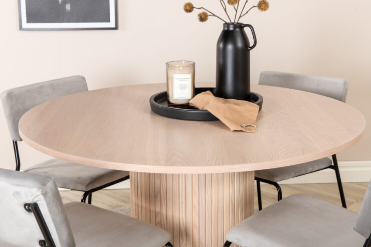 Bianca, Kenth – Ensemble repas rond – Blanchi – Table : ⌀110 Chaise : 52 x 76 x 40 cm