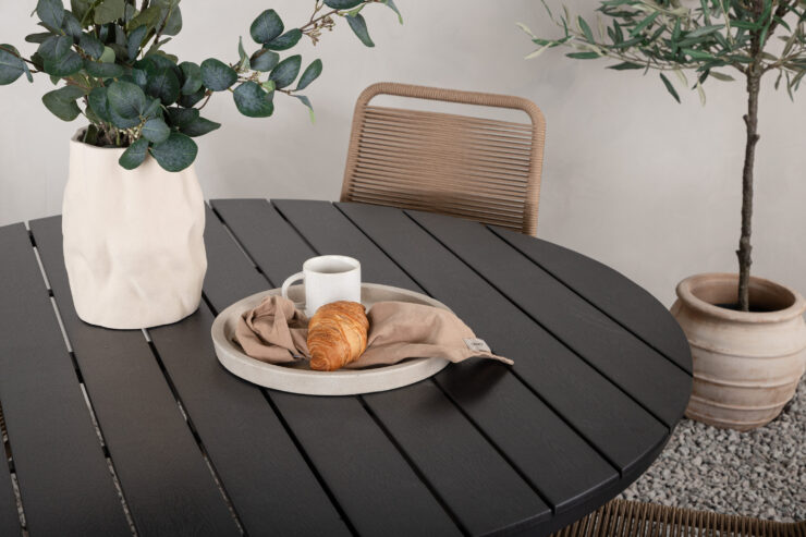 Break, Lindos – Ensemble repas – Noir – Table : ⌀120 Chaise : 59 x 86 x 57 cm