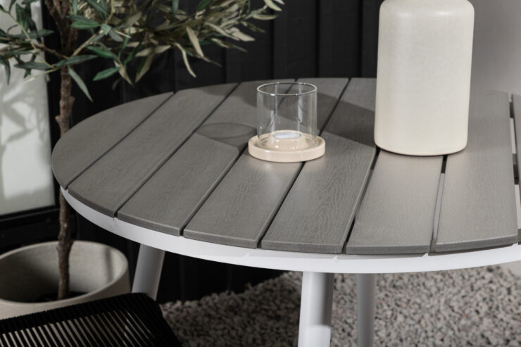 Break, Lindos – Ensemble repas – Table : ⌀90 Chaise : 59 x 86 x 57 cm
