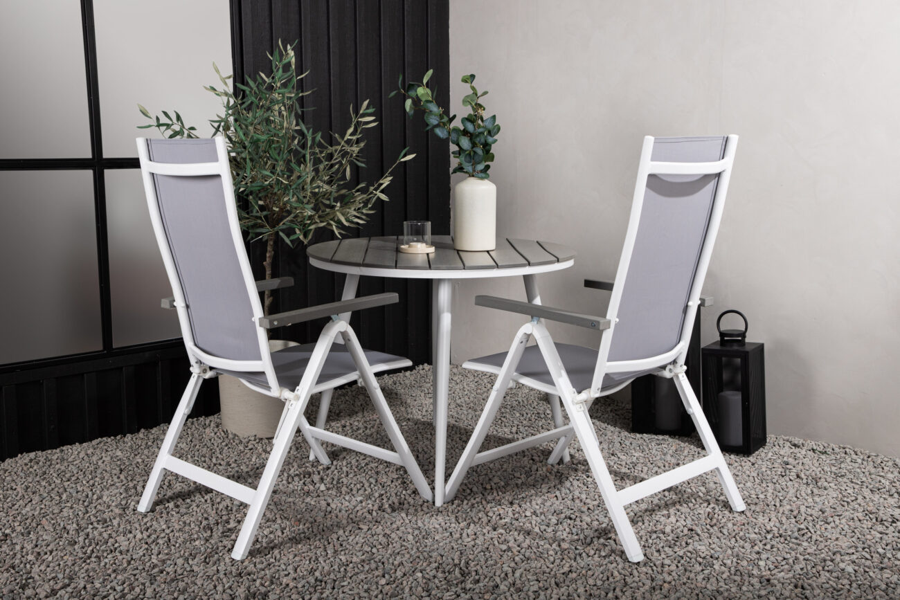 Break, Albany – Ensemble repas – Table : ⌀90 Chaise : 67 x 109,5 x 59 cm