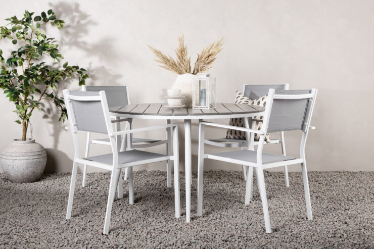 Break, Copacabana – Ensemble repas – Table : ⌀120 Chaise : 60,5 x 88 x 56,5 cm