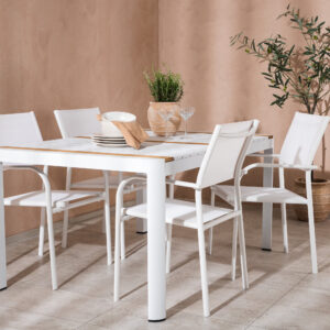 Togo, Santorini – Ensemble repas