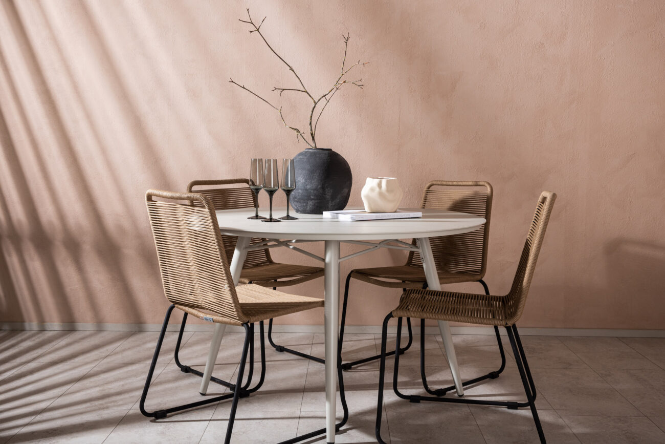 Lina, Lindos – Ensemble repas – Beige – Table : ⌀120 Chaise : 59 x 86 x 57 cm