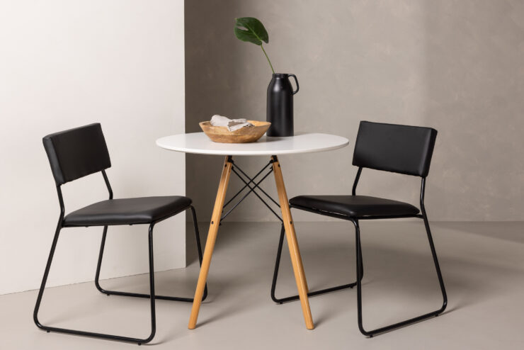 Danburi, Kenth – Ensemble repas rond – Blanc – Table : ⌀60 Chaise : 52 x 76 x 40 cm