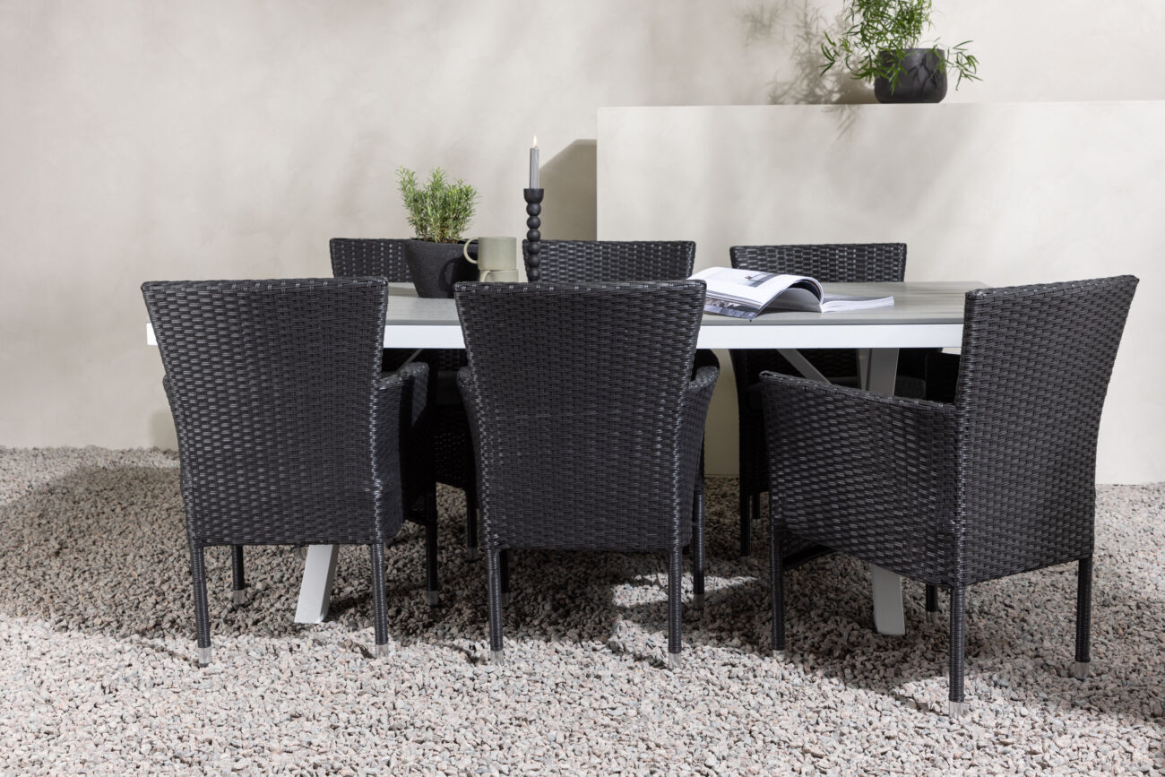 Garcia, Malina – Ensemble repas