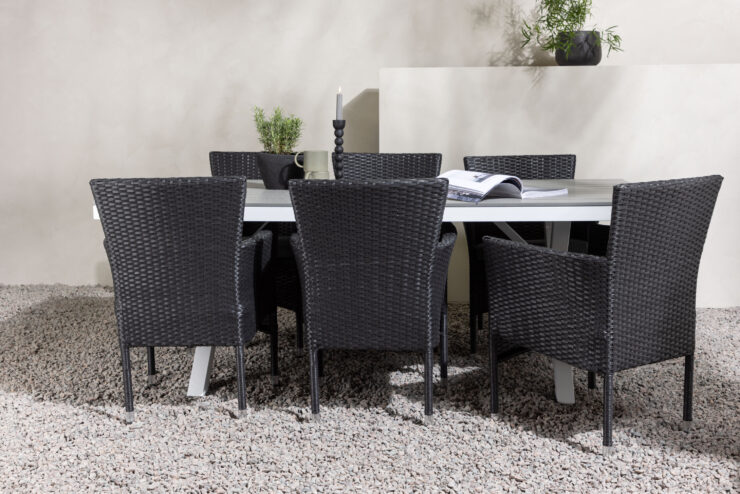 Garcia, Malina – Ensemble repas