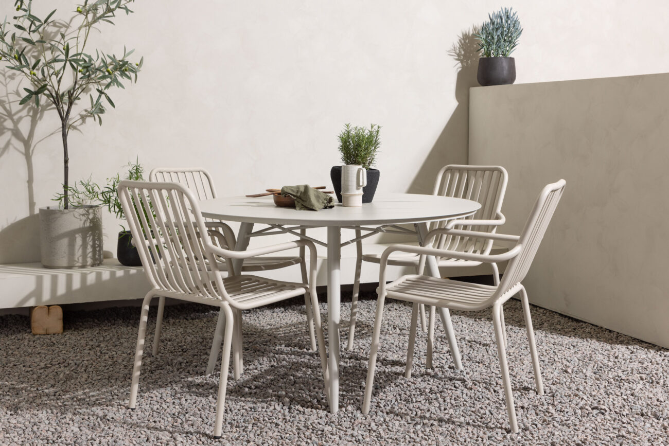 Lina, Peking – Ensemble repas – Table : ⌀120 Chaise : 64 x 85 x 57 cm