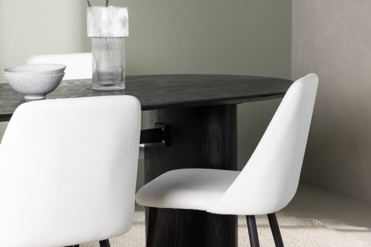 Isolde, Night – Ensemble repas ovale – Noir