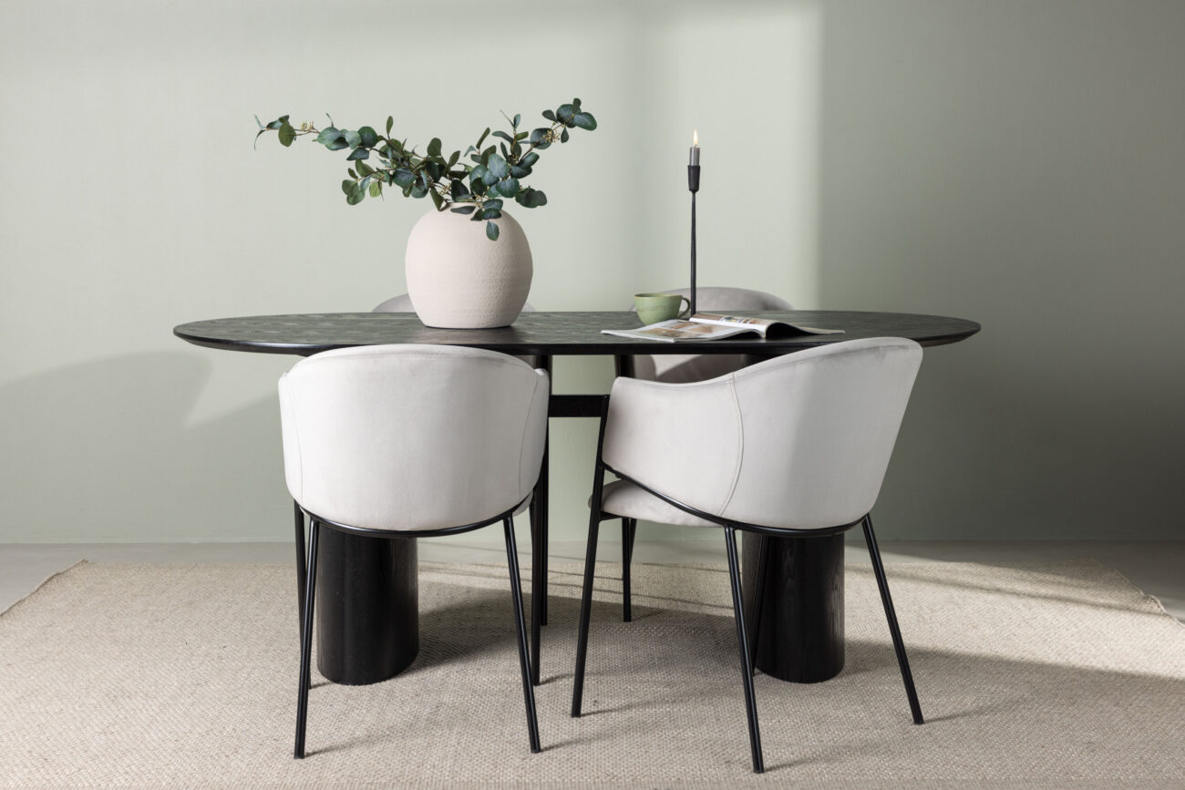 Isolde, Evelina – Ensemble repas ovale – Noir