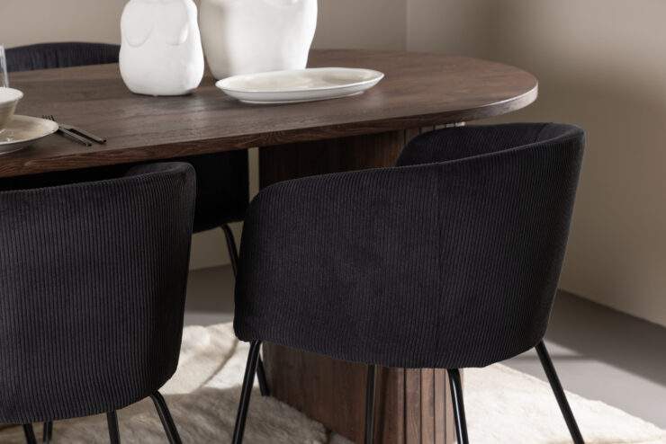 Härön, Berit – Ensemble repas ovale – Moka