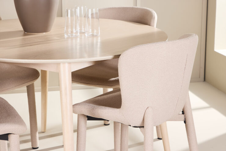 Flora, Astoria – Ensemble repas rond – Blanchi