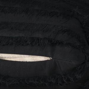Edith housse de coussin noir 40 x 60 cm sur fond clair