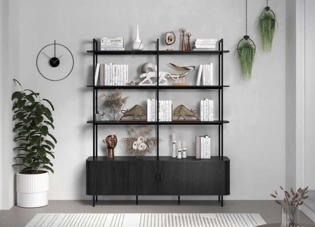 Bibliothèque noire Ronin avec meuble bas et étagères ouvertes dans un intérieur moderne