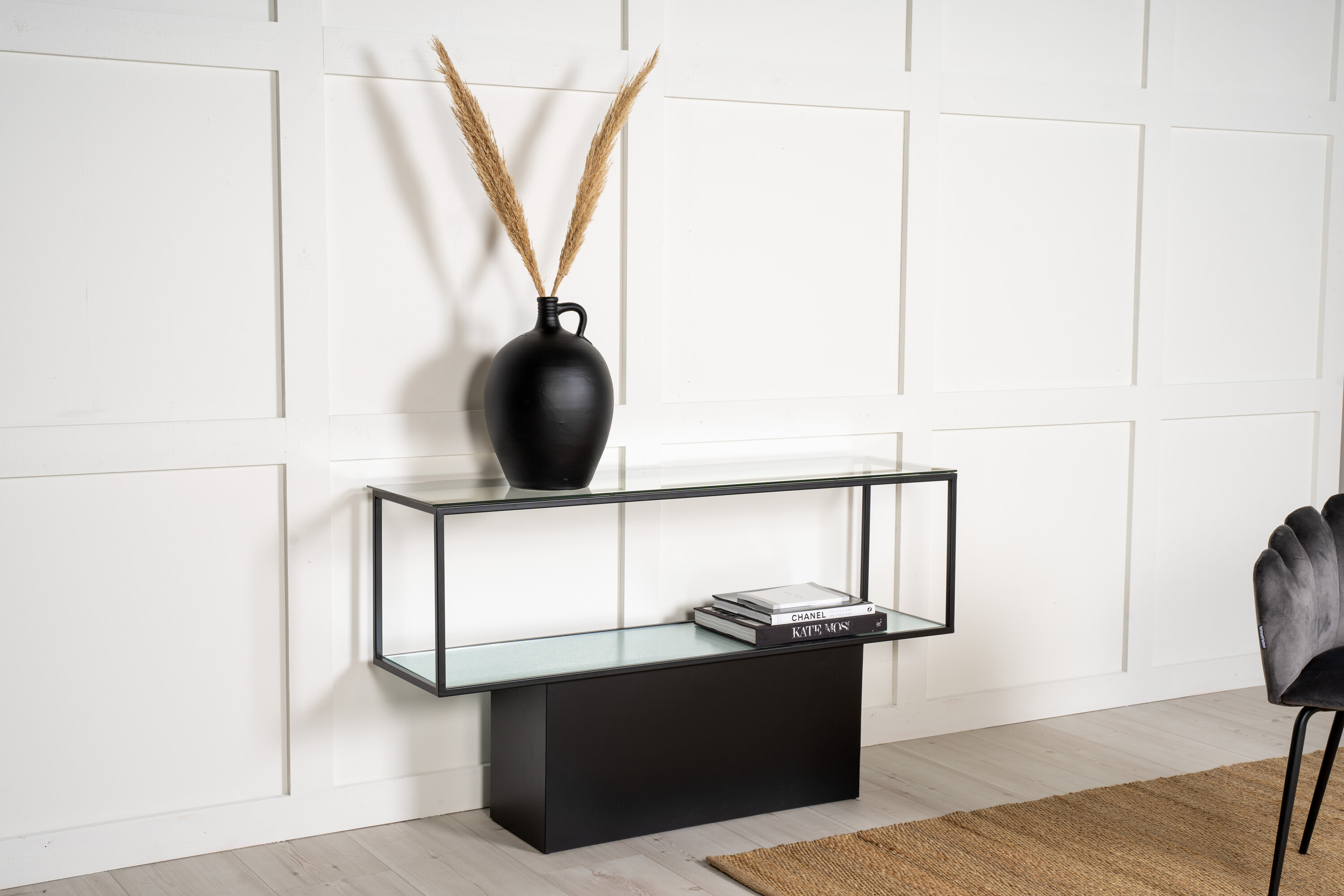 Détail du table d'appoint Maglehem noir, transparent 130 x 35 cm