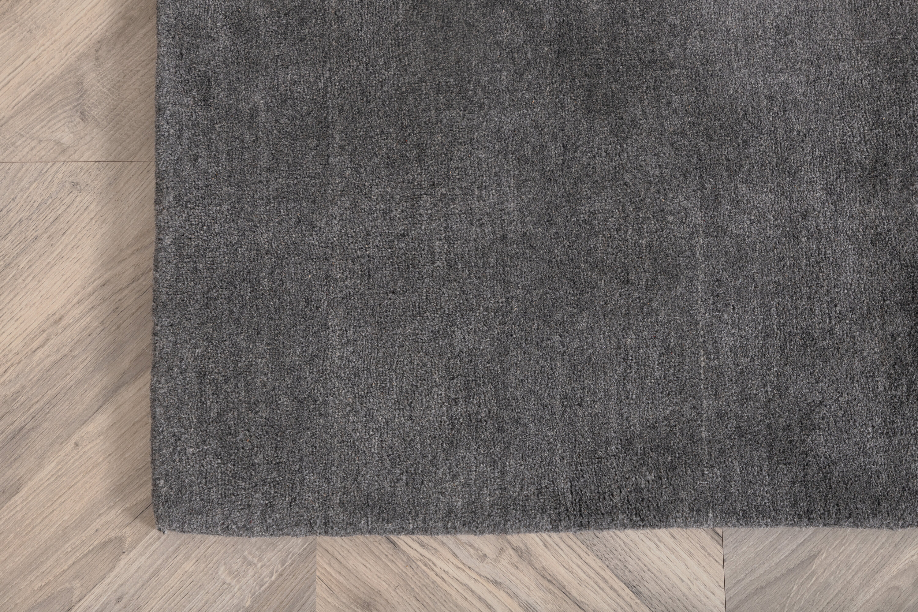 Détail du tapis de salon Ulla gris 350 x 250 cm