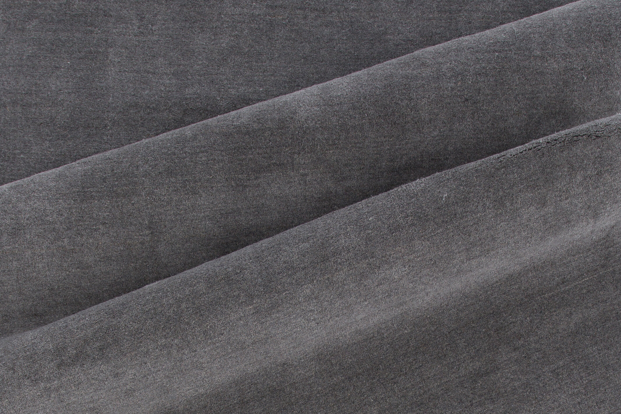 Détail du tapis de salon Ulla gris 350 x 250 cm