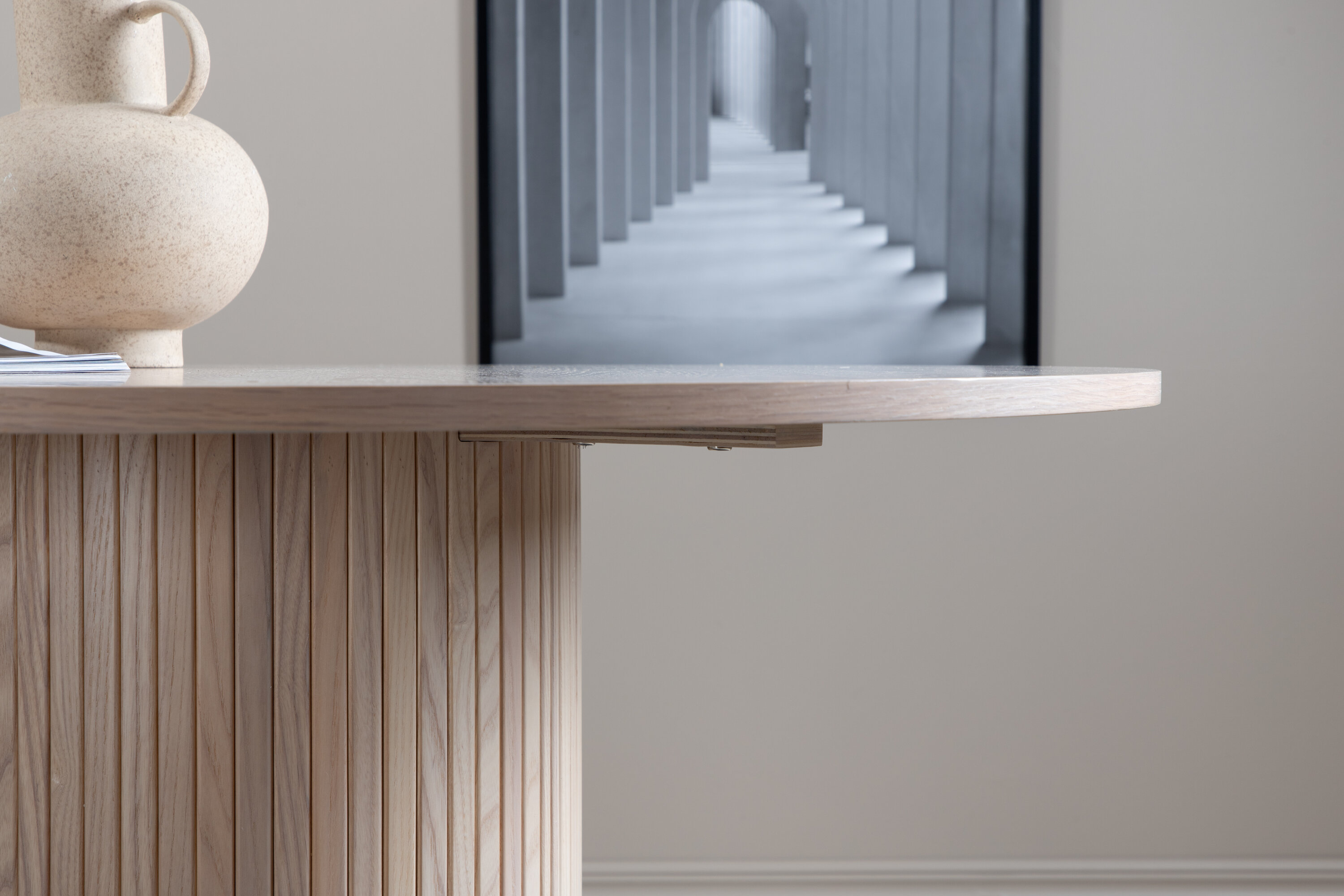 Détail du table à manger ronde Bianca noir, blanc, blanchi ⌀110 cm